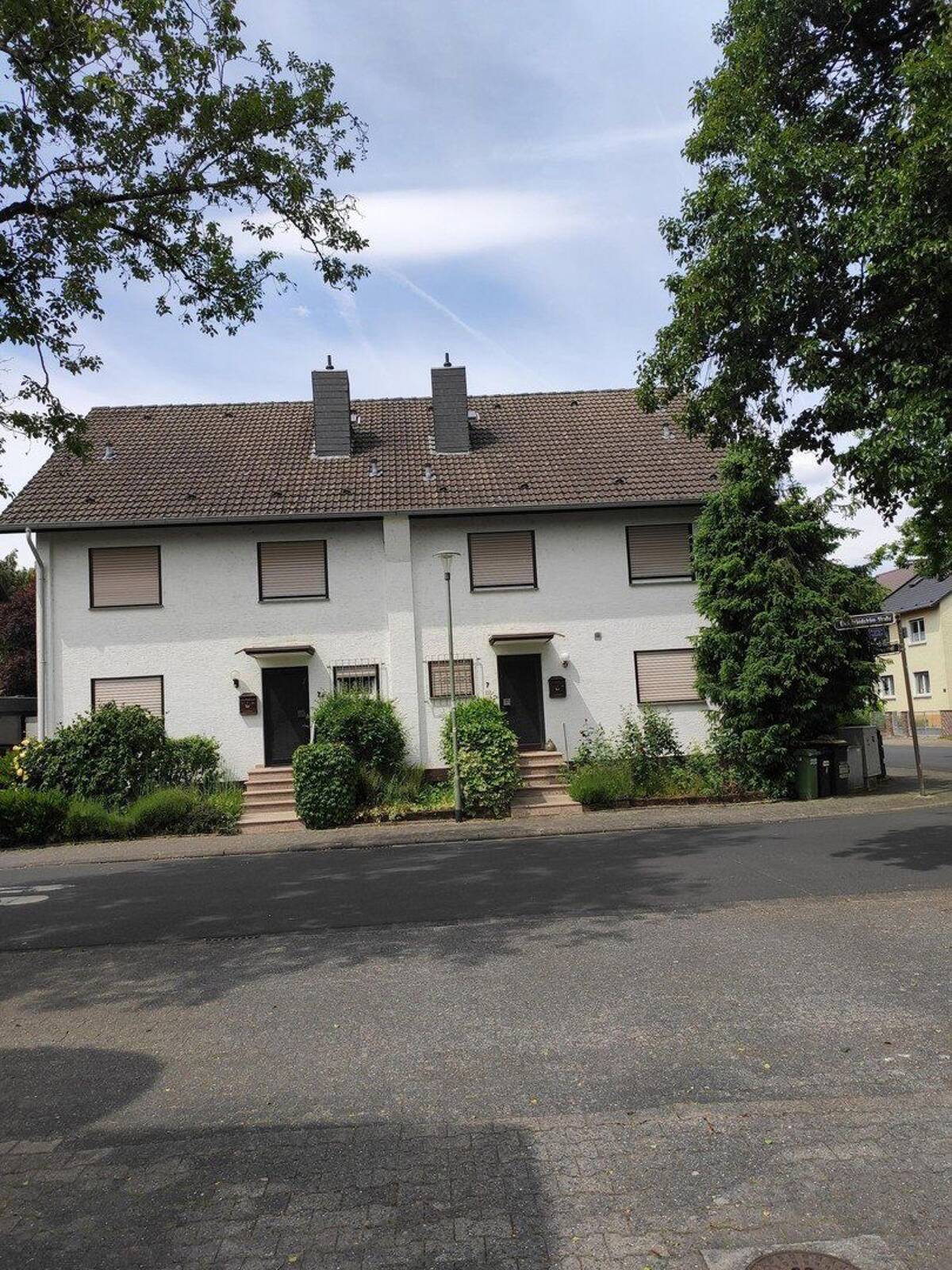 OF-Rumpenheim 63075 große Doppelhaushälfte ideal zum Wohnen + Arbeiten – 63075 Offenbach am Main – Bild 1 von 9