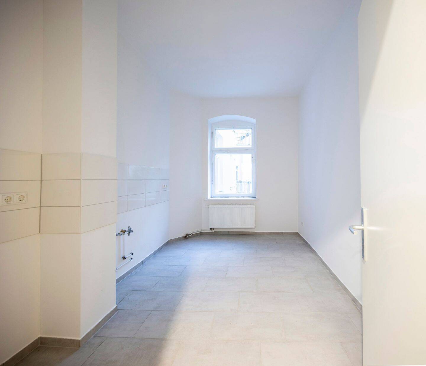 Bezugsfreie 2-Zimmer-Altbauwohnung - Mit Kiezflair zwischen Cafés, Boutiquen & Parks! – Berlin – Vorschaubild 5