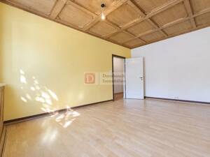 Top!! Charmantes Reihenmittelhaus mit 6 Zimmern, Garten und Garage – 60433 Frankfurt am Main – Vorschaubild 4