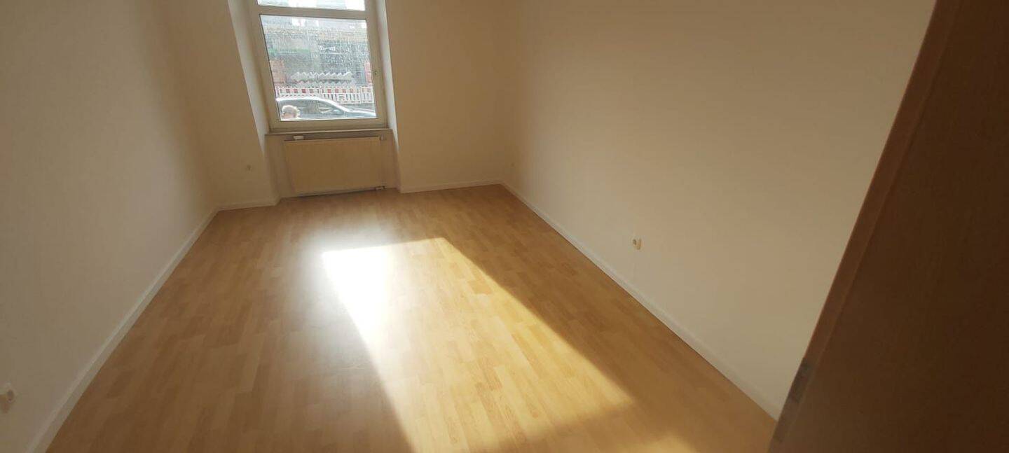 3-Zimmer-Erdgeschoss-Wohnung in zentraler Lage nahe Hochschule – ideal auch für WG – Nürnberg – Vorschaubild 6