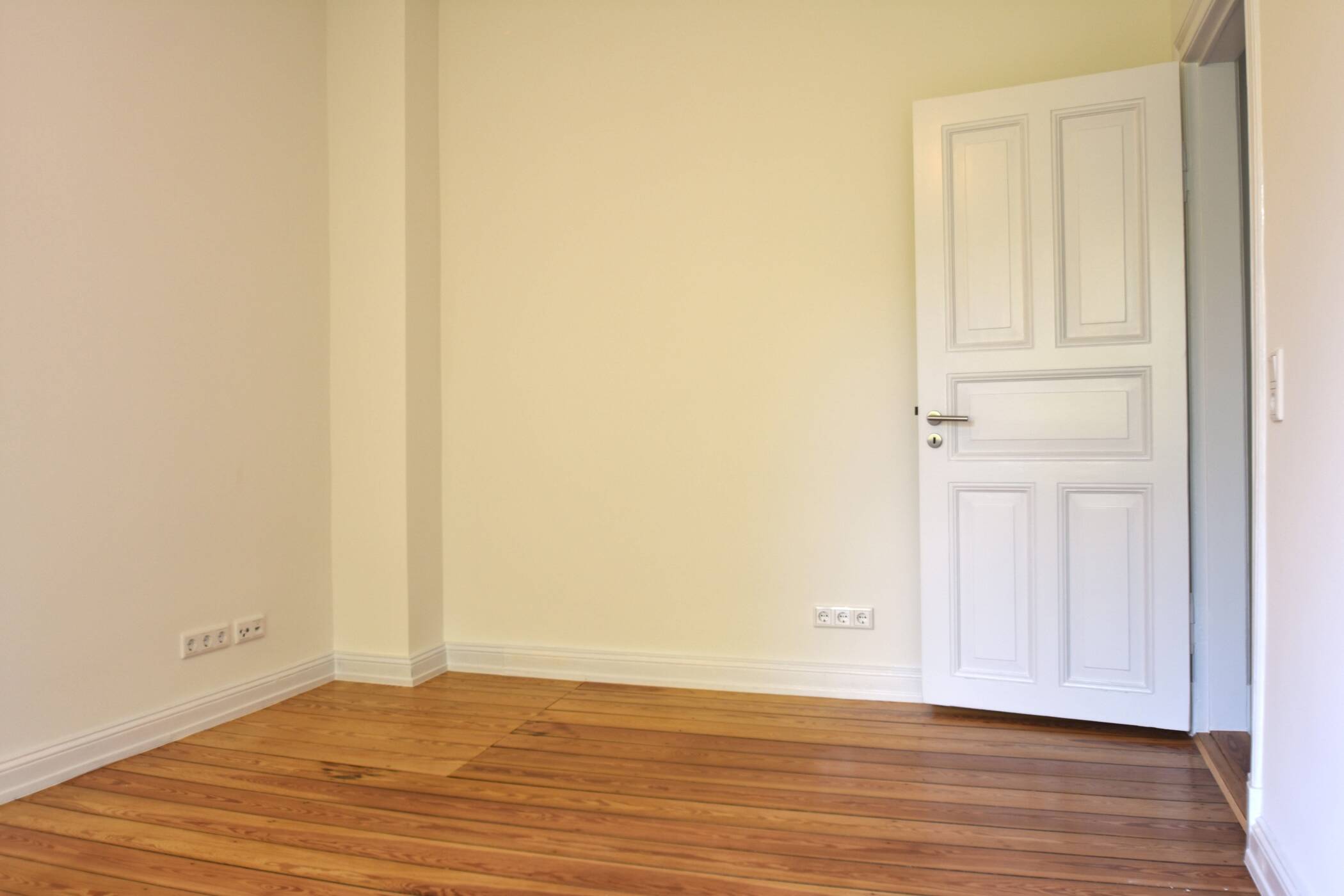 Sonderpreis Musterwohnung - gehoben modernisierte 2-Zi., stilvoller Altbau, beliebte, ruhige City-Lage - Steuervorteile möglich – Kiel – Vorschaubild 7