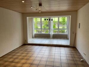 2-Zimmerwohnung mit Kochnische und Tiefgaragenstellplatz – 74889 Sinsheim – Vorschaubild 3