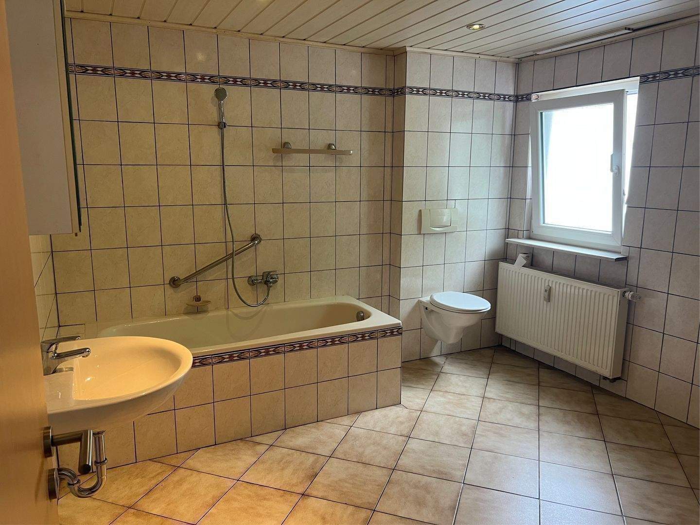 Einfamilienhaus in zentraler Lage in Thaleischweiler- Fröschen – Thaleischweiler-Fröschen – Vorschaubild 9