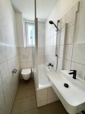 Erstbezug nach Sanierung - Neuer Boden/Küche/Bad/Fenster - Zentrale Lage in Heilbronn – 74072 Heilbronn – Vorschaubild 7