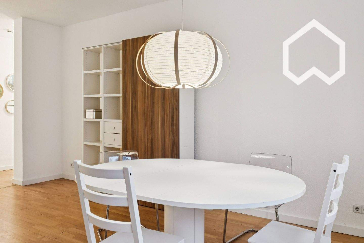 Helle & großzügige 2-Zimmer-Suite (70 m²) nahe Berliner Hauptbahnhof & Tiergarten - modern, ruhig & vollständig möbliert – Berlin – Vorschaubild 3