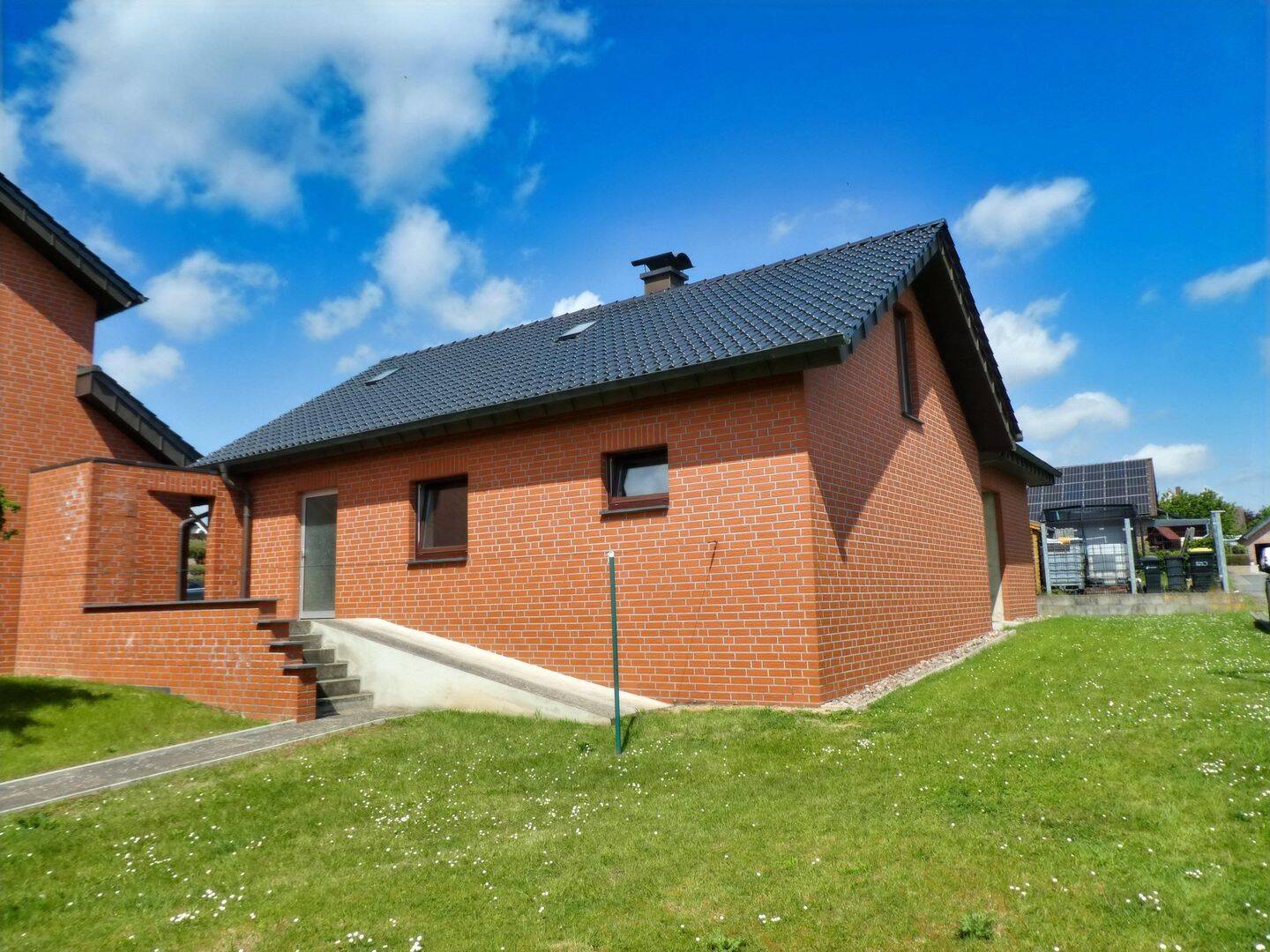Geräumiges Wohnhaus mit viel Platz und großem Grundstück! – Hüllhorst – Vorschaubild 5