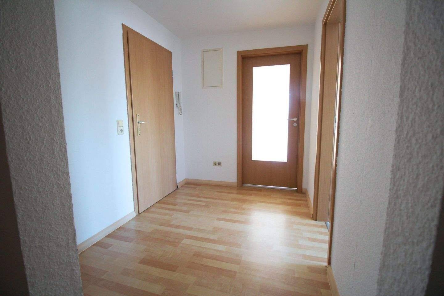 schöne 3-Raum-Wohnung mit Balkon in Mittelbach – Chemnitz – Vorschaubild 6