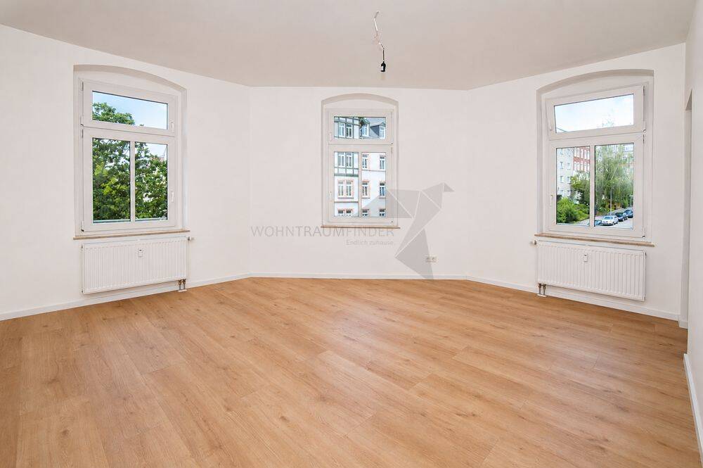 !! NEU SANIERT !! Helles 2 Raum Appartement mit Dusche in C-Gablenz