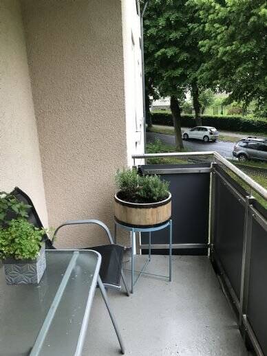 Frei ab 01.07- Vorderer Westen - 2 ZKB mit Balkon – Kassel – Vorschaubild 3