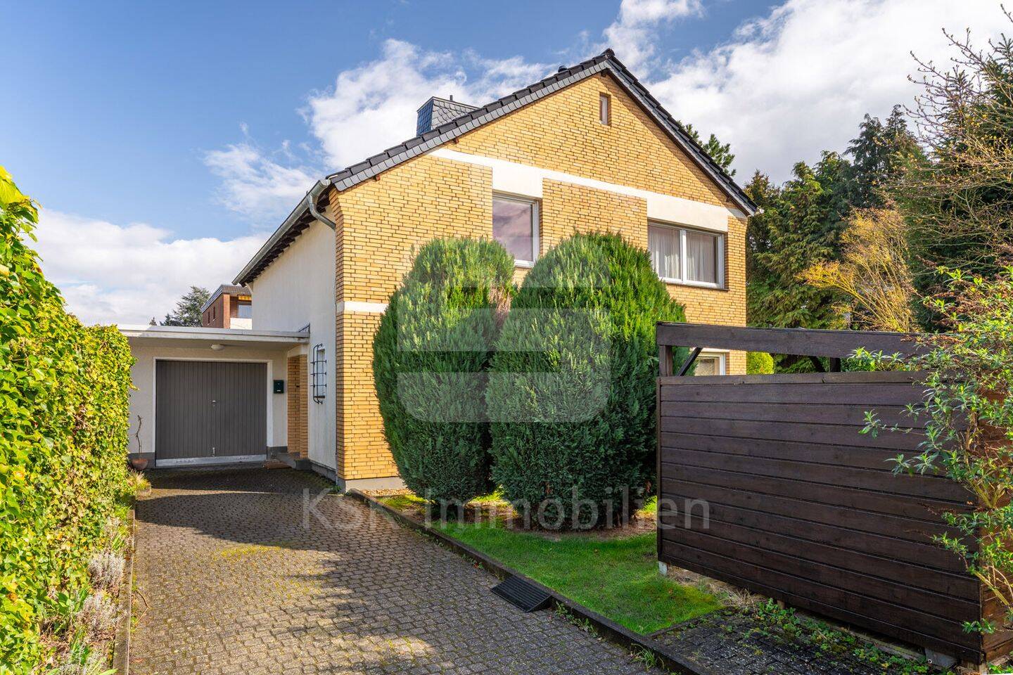 Viel Platz für die ganze Familie. Ihr neues Zuhause in Liblar! – Erftstadt – Vorschaubild 2