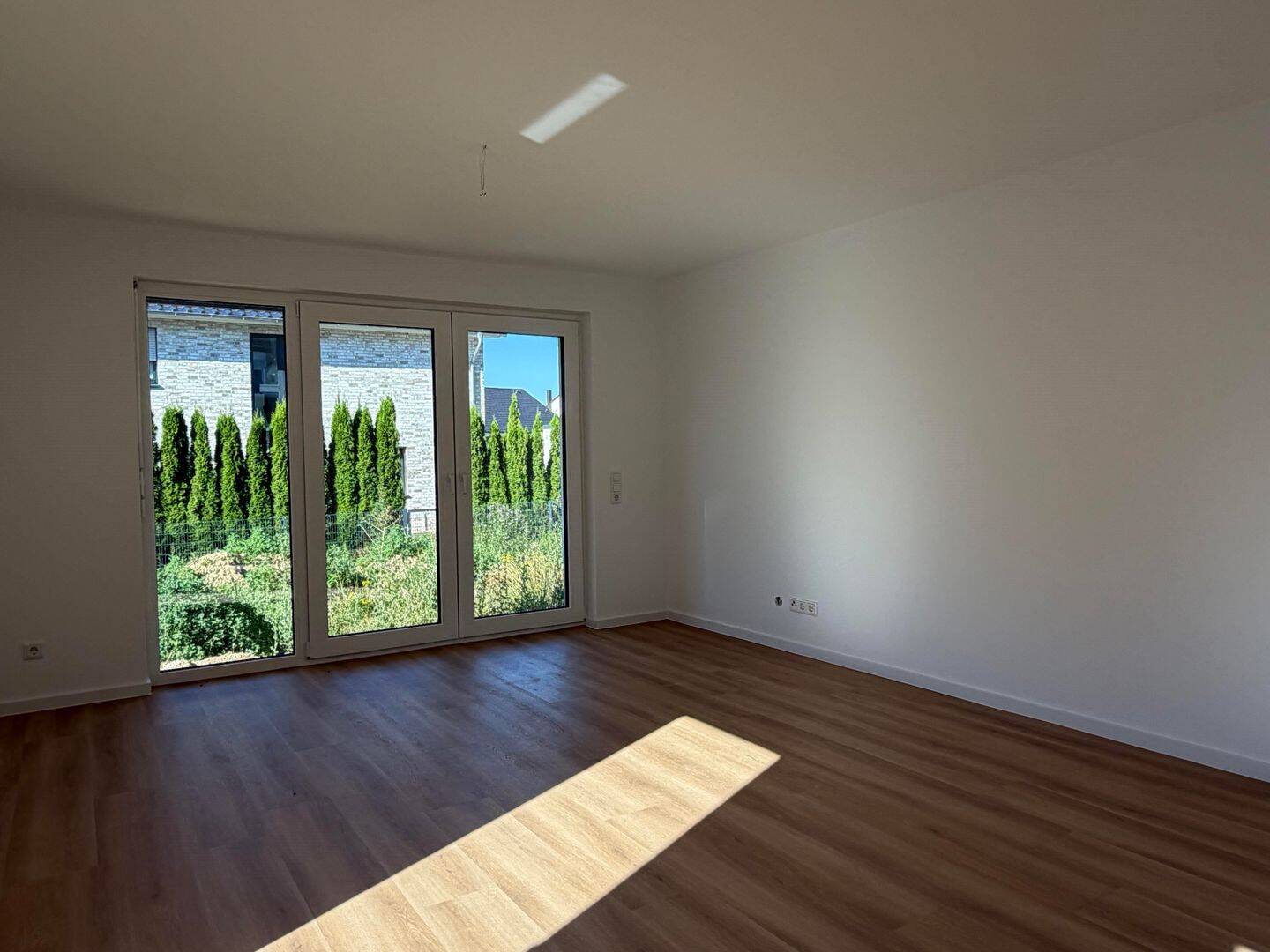 Exklusive 3-ZKB-Neubauwohnung mit Terrasse in Bielefeld-Theesen – Bielefeld – Vorschaubild 3
