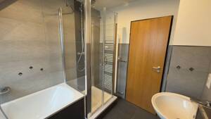 Dachgeschosswohnung mit Klimaanlage in Kassel Niederzwehren – 34134 Kassel – Vorschaubild 5