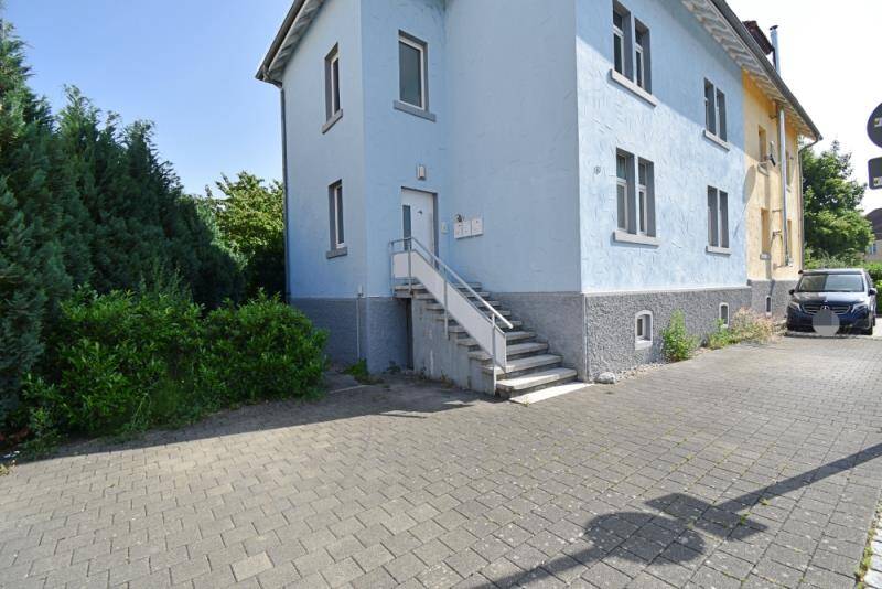 FREI WERDEND! Modernisiertes Dreifamilienhaus mit TOP RENDITE in zentraler Lage – Radolfzell am Bodensee – Vorschaubild 3