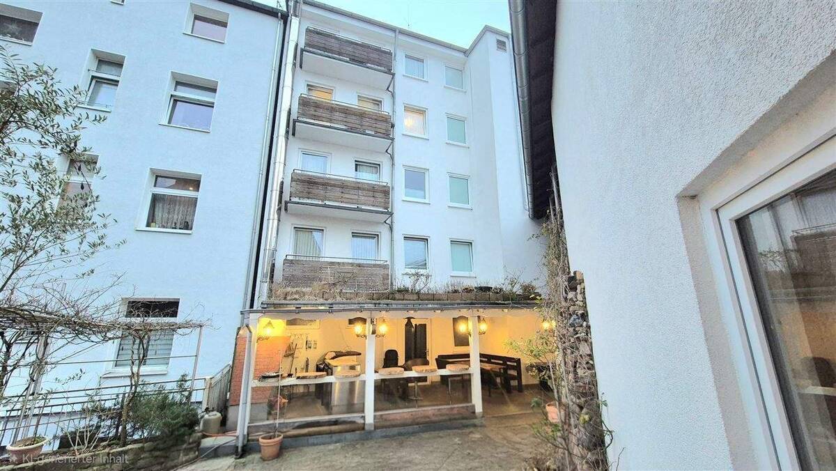 Attraktives Investorenobjekt: Wohn- und Geschäftshaus mit 15 Einheiten, Büro & Restaurant – 45144 Essen – Bild 1 von 9