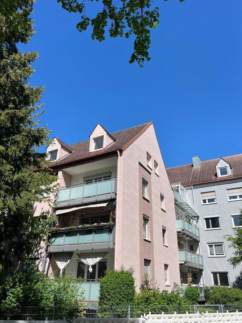 RESERVIERT PROVISIONSFREIE 2-Zimmerwohnung in Bestlage an der Augsburger Kahnfahrt