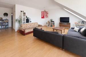 Offenbach-Rosenhöhe: Großzügiges, individuelles Wohnerlebnis mit Dachterrasse und 2 Stellplätzen!