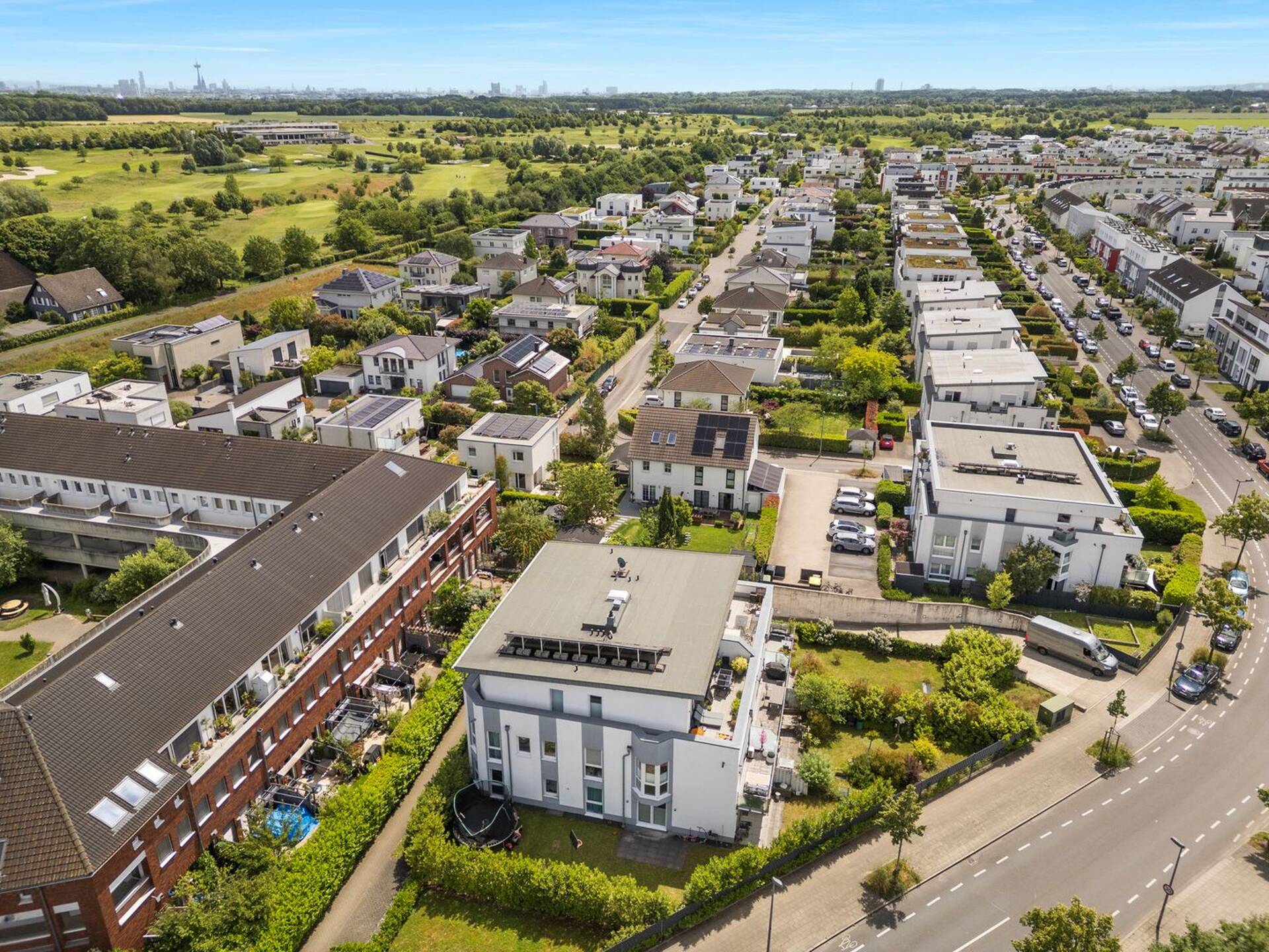 Erdgeschosswohnung in 50859 Köln mit 80 m² kaufen
