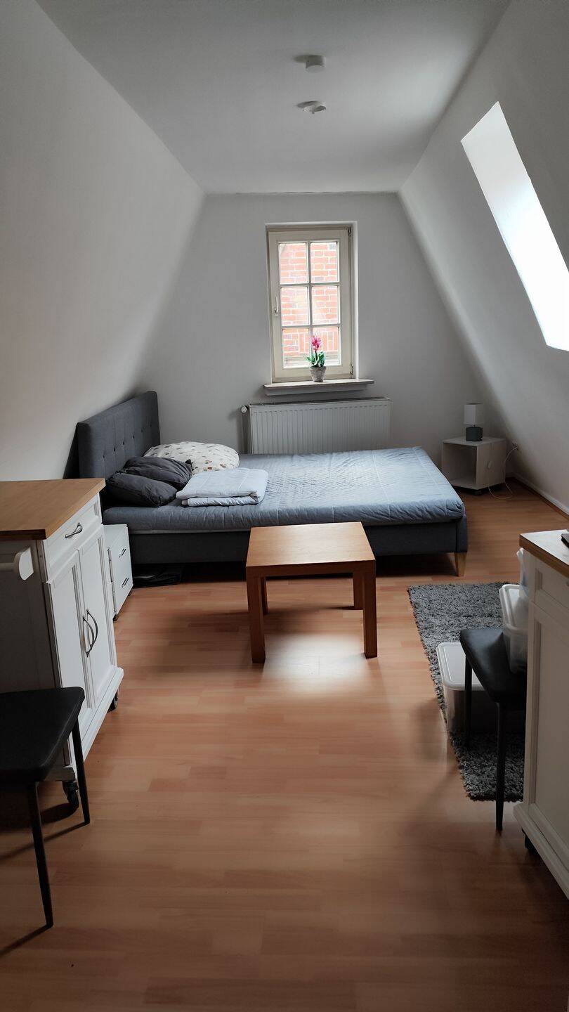 Zwei WG-Zimmer zu vermieten (einzeln oder zusammen)
