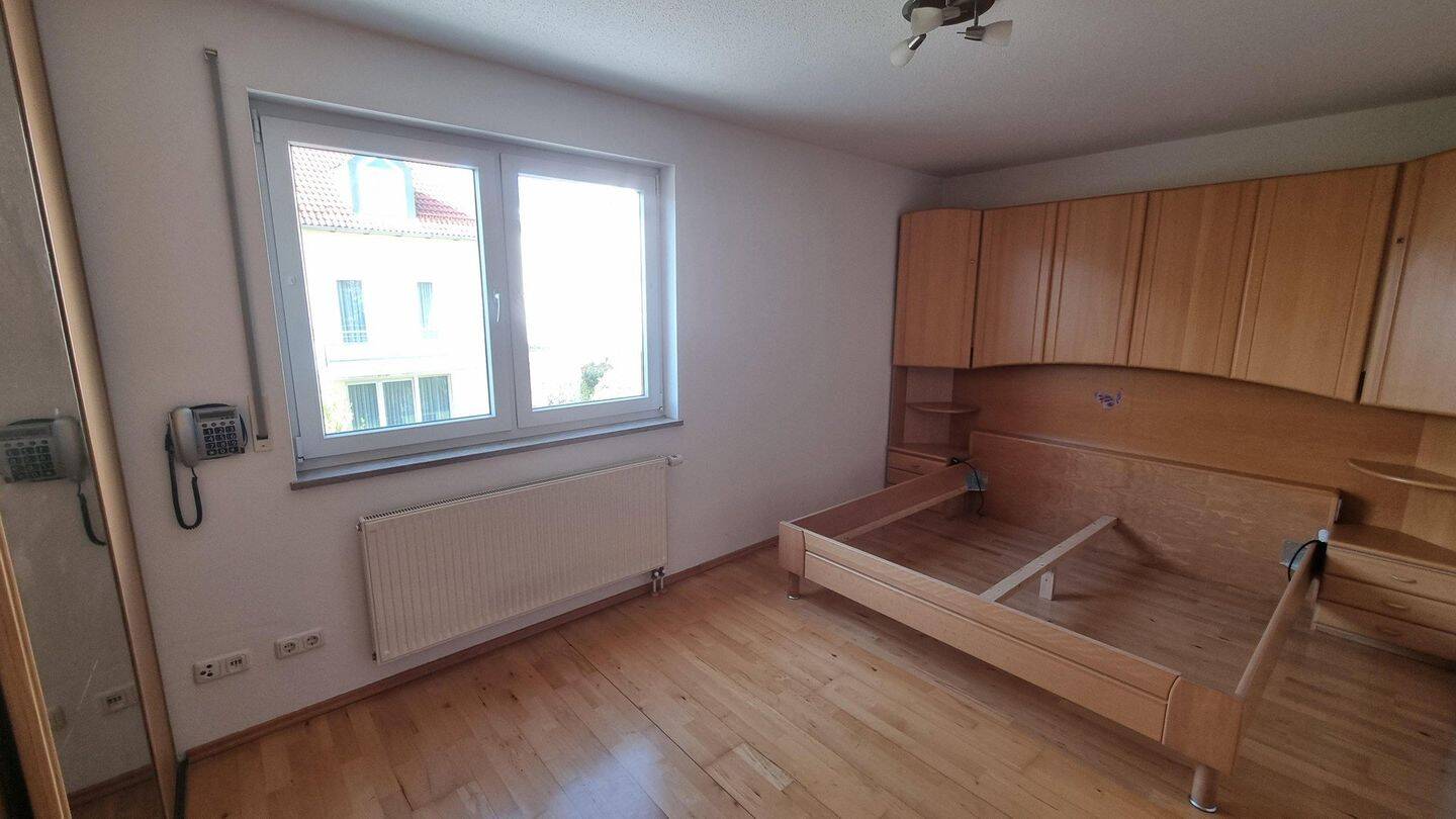 Sonniges Familien-Zuhause am Grünzug: Mit moderner Technik, Badesee & Stadtnähe inklusive – Feldkirchen – Vorschaubild 7