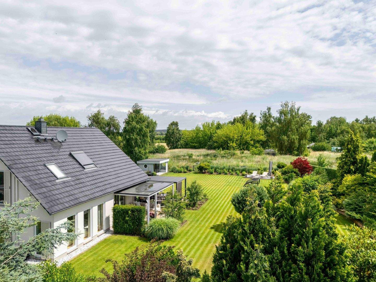 Green Urban Living - Modernes Zuhause mit großem Garten und Bauoption – Potsdam – Bild 1 von 9