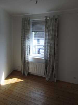 Kl. 3,5-Zi. Wohnung ohne Balkon, ohne Terrasse aber mit Charme! – 38116 Braunschweig – Vorschaubild 2