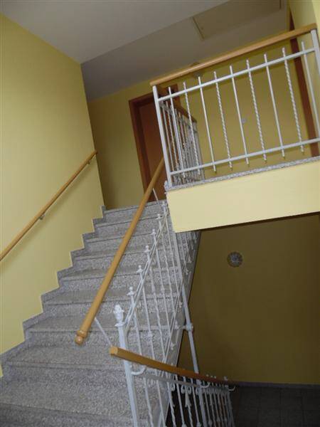 EINZIMMER-APARTMENT IN ZENTRUMSNAHER LAGE... – Chemnitz – Vorschaubild 4