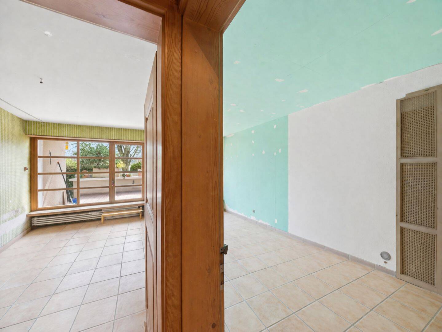 *SOFORT BEZUGSFREI* - Sehr großzügige 4-Zimmer-Wohnung nur 5 Radminuten vom PEP entfernt, Neuperlach – München – Vorschaubild 7