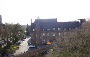 Schöne 3-Zimmer-Wohnung mit Blick auf das Kloster – 50968 Köln – Vorschaubild 4