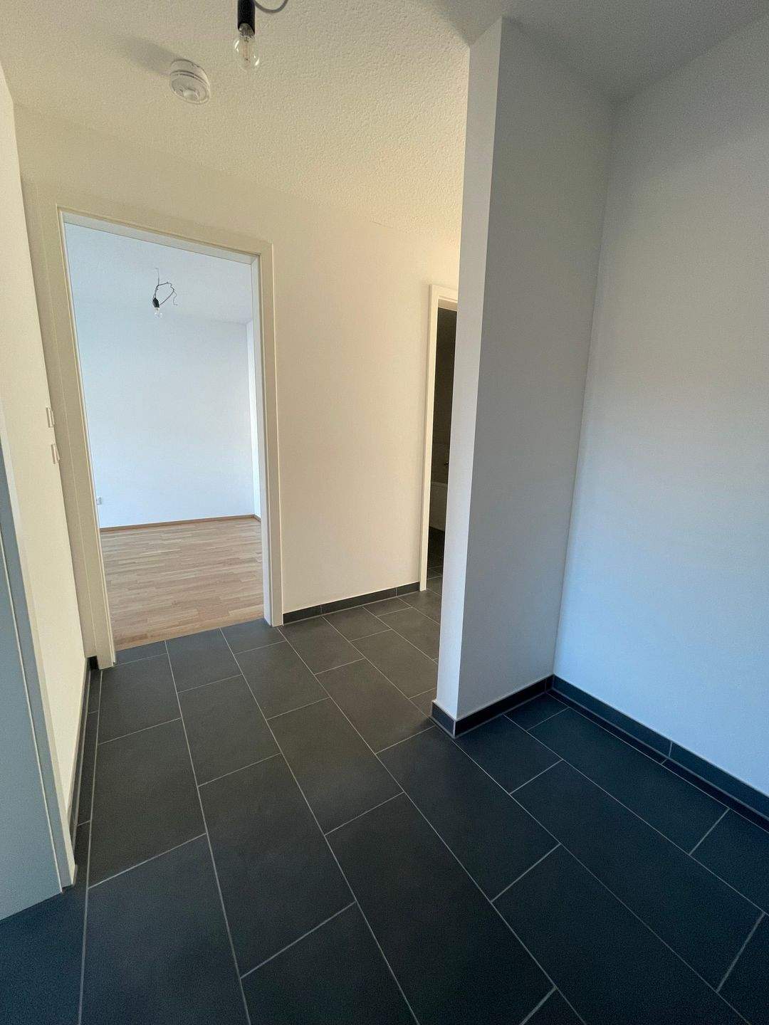 ++ERSTBEZUG++ 3-Zimmer-Wohnung mit Einbauküche in Dechsendorf – Erlangen – Vorschaubild 7