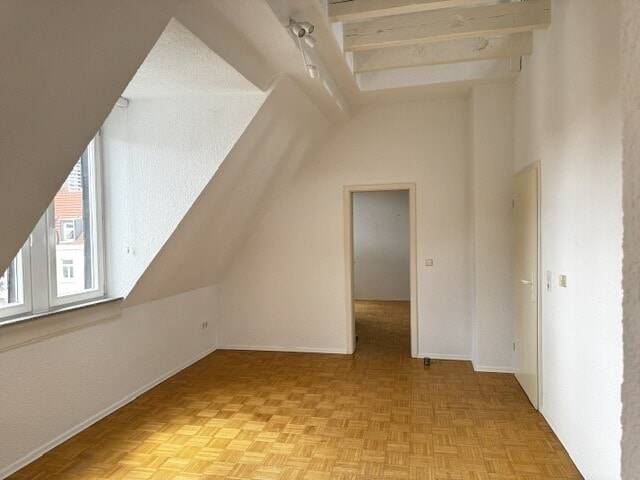 Für Aktive und Individualisten - Charmante Dachgeschosswohnung mit ausgebauter Dachspitze ! – Mannheim – Vorschaubild 3