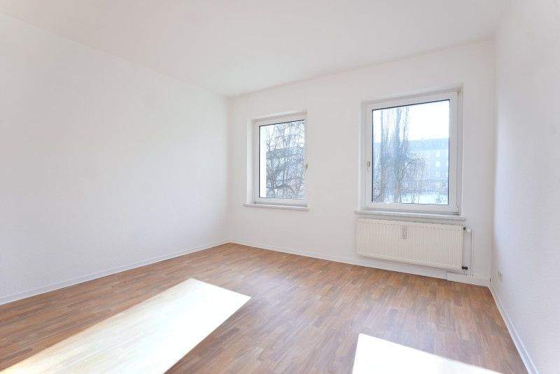Balkon / Blick ins Grüne – Chemnitz – Vorschaubild 6