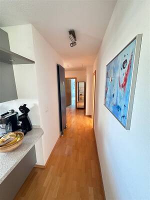 Helle und offen gestaltete Dachgeschosswohnung mit zwei Balkonen – 90766 Fürth – Vorschaubild 6