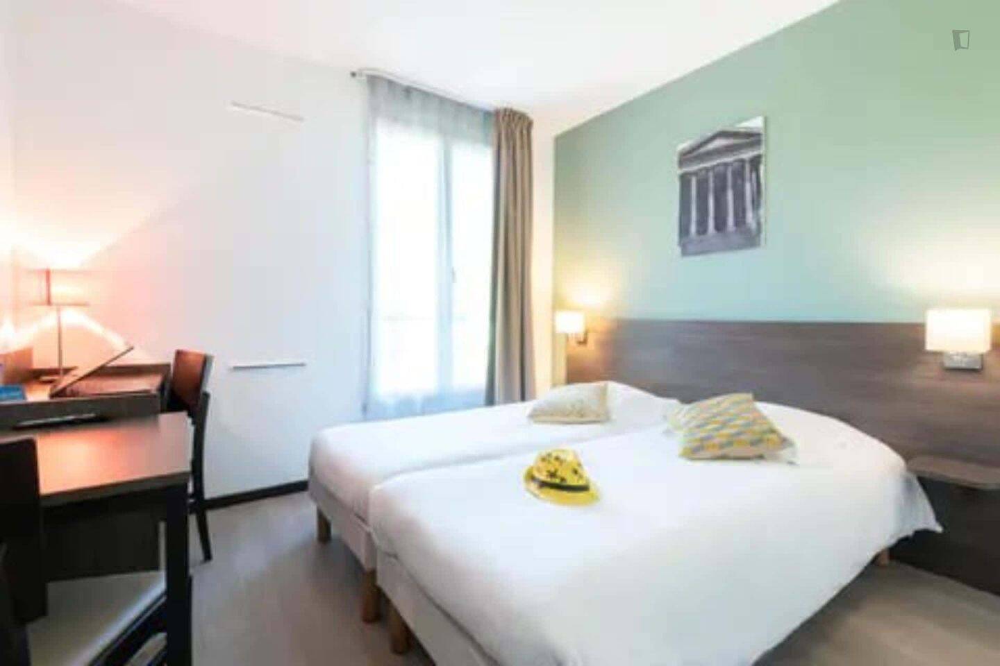 Appartement 1 pièce 24 m² · à Nîmes · 24 m² · 805 €/mois