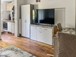 Zur Eigennutzung oder Kapitalanlage: Gepflegte 1-Zimmer-Eigentumswohnung mit separater Küche – 81379 München – Vorschaubild 3