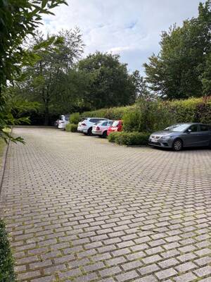 Kapitalanlage in begehrter Lage - vermietete 2-Zimmer-Wohnung in Voksdorf zu verkaufen – 22359 Hamburg – Vorschaubild 2