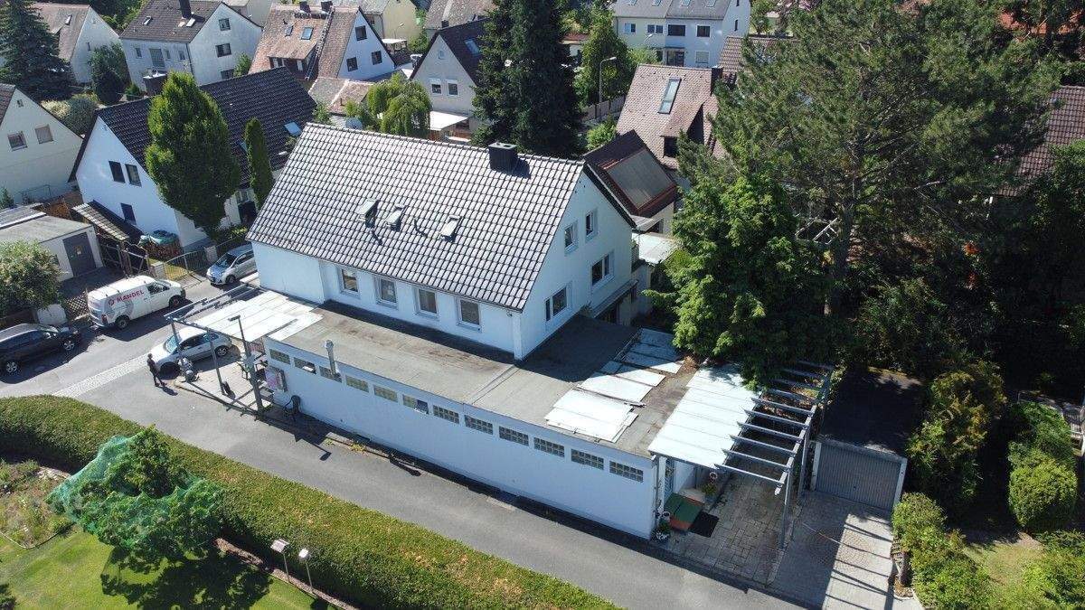 *Attraktives Mehrfamilienhaus mit Potenzial für 6 Wohneinheiten!* – Nürnberg – Vorschaubild 3