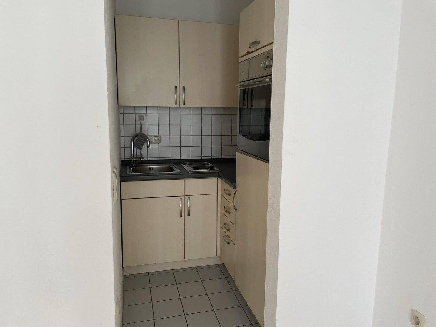 1 ZKB 24 qm *Balkon*Fußbodenheizung*EBK*TG* – Ingolstadt – Vorschaubild 7