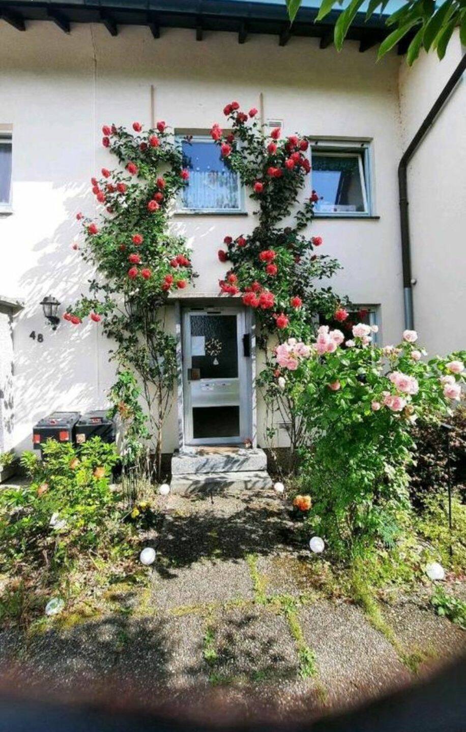 Helle 3-Zimmer-Wohnung mit großen Balkon neben Wald
