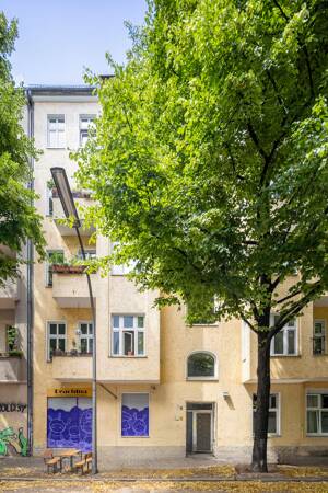 Kapitalanlage mit Kiezflair: 2-Zimmer-Altbauwohnung im Reuterkiez, Neukölln – 12047 Berlin – Vorschaubild 1