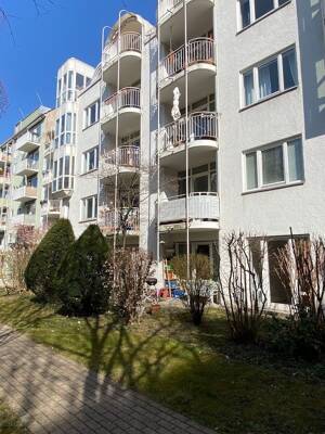 Lehel: Attraktive 2-Zimmerwohnung nahe am Englischen Garten – 80538 München – Vorschaubild 1