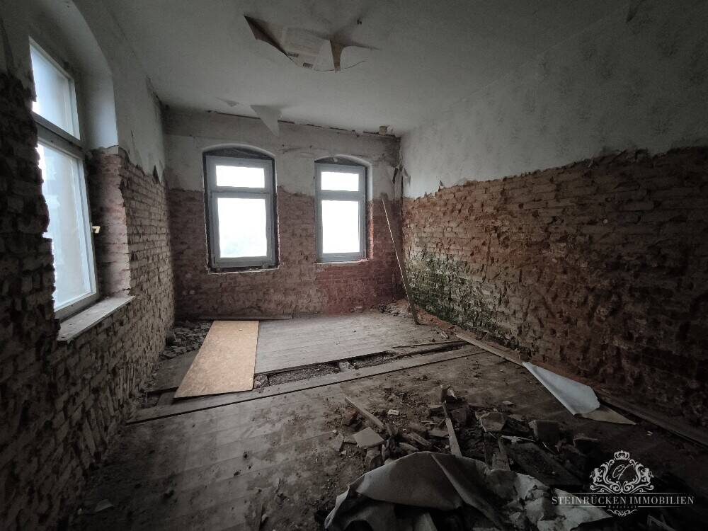 MEHRFAMILIENHAUS MIT SANIERUNGSPLANUNG – Döbeln – Vorschaubild 6