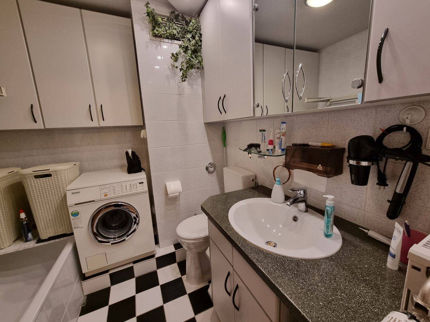 Großzügige 3-Zimmer-Hochparterre-Wohnung im Nürnberg Süden – Nürnberg – Vorschaubild 7