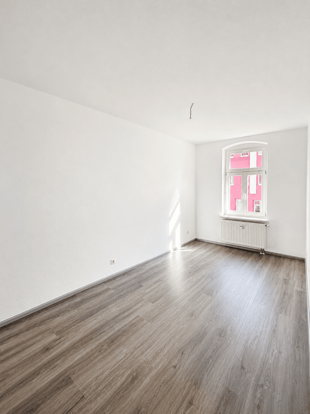 Zu vermieten: 2-Zimmer Wohnung mit EINBAUKÜCHE – Chemnitz – Vorschaubild 3