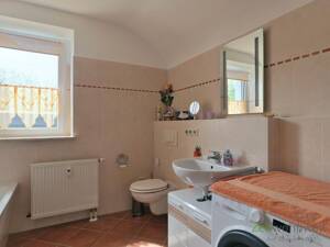 (EF0431_M) Dresden: Gohlis, modern möblierte 2-Zimmer-Wohnung mit überdachter Terrasse zum Garten – 1156 Dresden – Vorschaubild 9