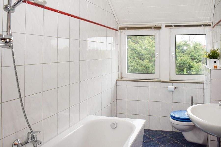 Staufenberg - Landwehrhagen: Ein-/ Zweifamilienhaus mit vielfältigen Gestaltungsmöglichkeiten! – Staufenberg – Vorschaubild 7