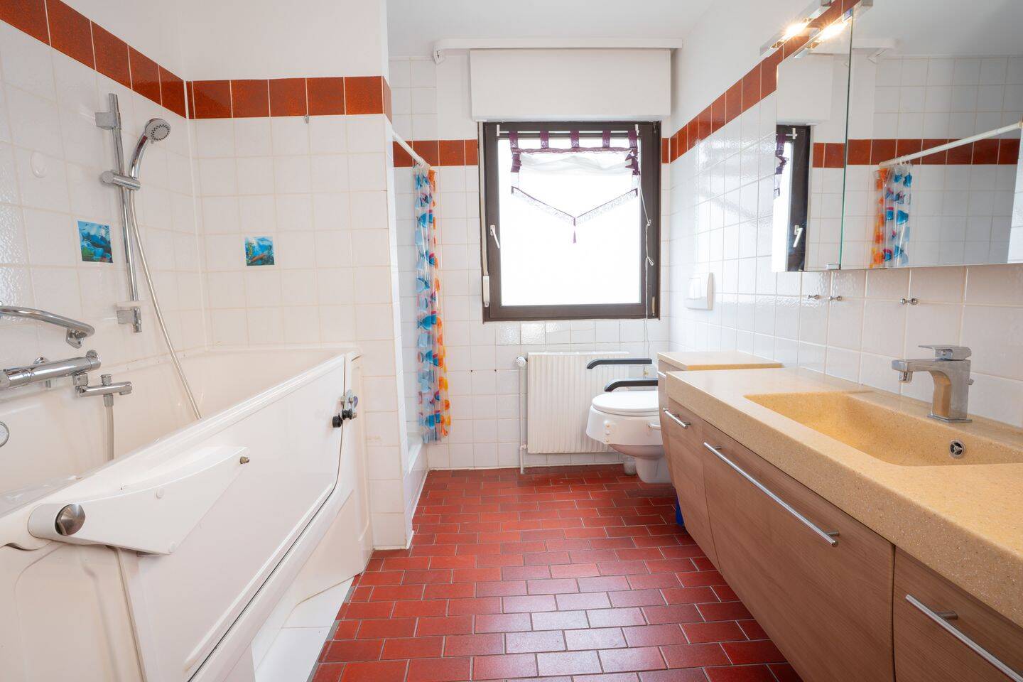 Attraktive DHH mit Garten, Stellplätzen und Garage in Obernheim Ortsrandlage zu verkaufen – Obernheim – Vorschaubild 9