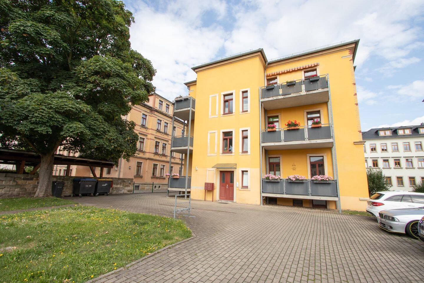 +++ Sehr gepflegte 2-Zimmer-Wohnung mit Balkon und Stellplatz +++ – Heidenau – Vorschaubild 3
