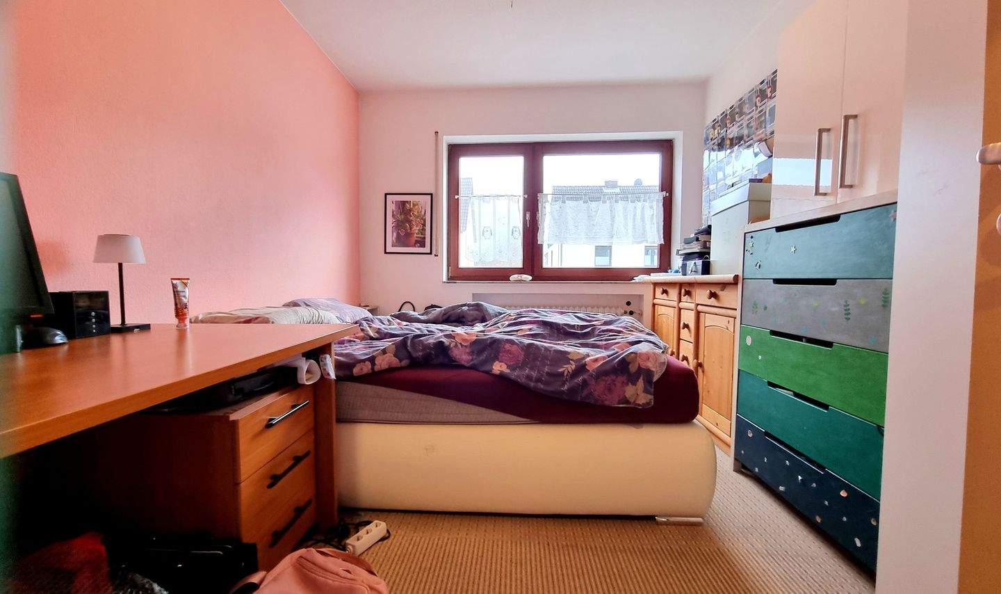 Großzügige 3-Zimmer-Wohnung in Leverkusen-Quettingen mit Balkon, Garage & Stellplatz – Leverkusen – Vorschaubild 9