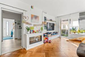 Familiengerechtes und lichtdurchflutetes Einfamilienhaus mit Doppelgarage und Garten in bester Lage – 12355 Berlin – Vorschaubild 2