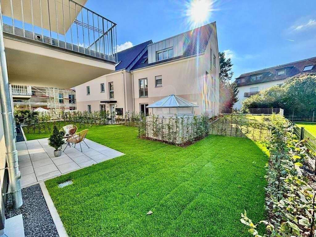 3 Zimmer-Wohnung mit eigenem Garten, Einbauküche und Full-Smart-Home – Wiesbaden – Bild 1 von 9